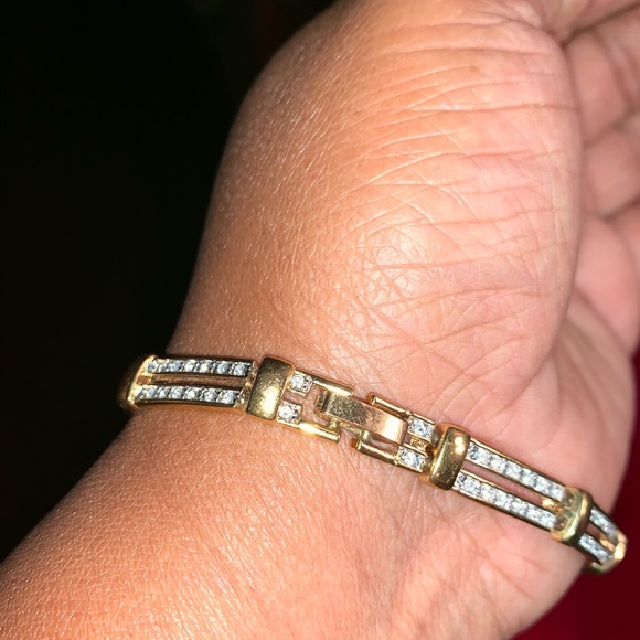 Tennis Bracelet - Gold Plated Swarovski Crystals - Picture 2 of 5